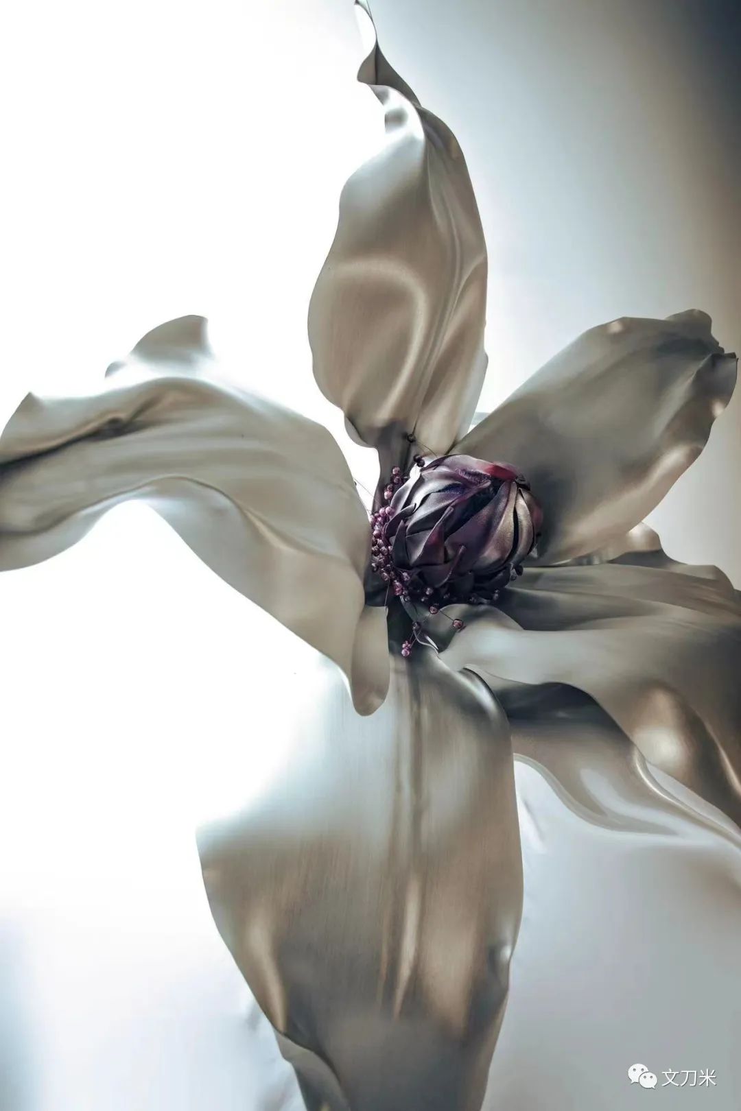 34岁转行即火|大品牌、明星争相找这位新手做花