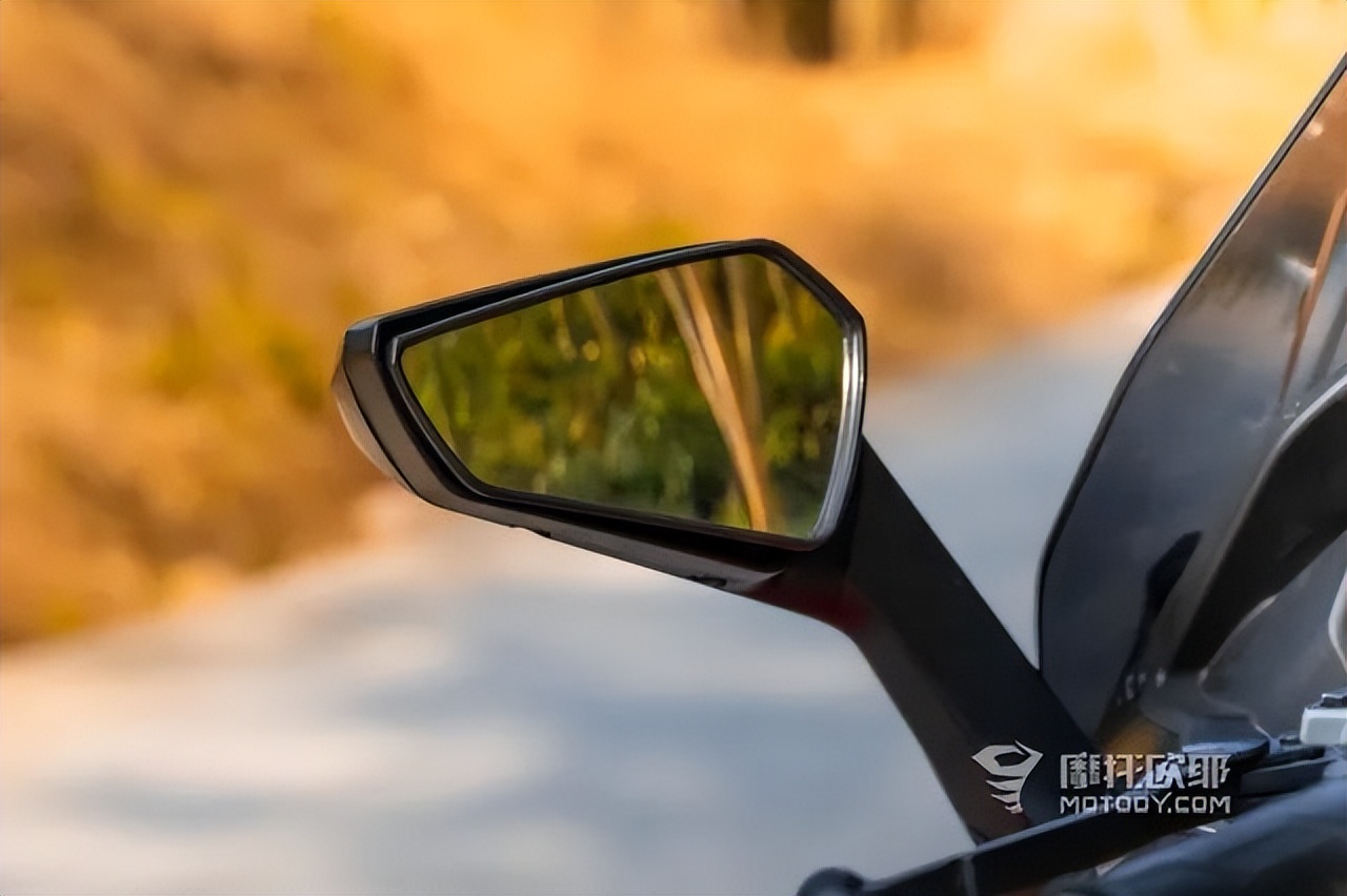 台荣捍卫者tr300t品质如何,台荣捍卫者tr300