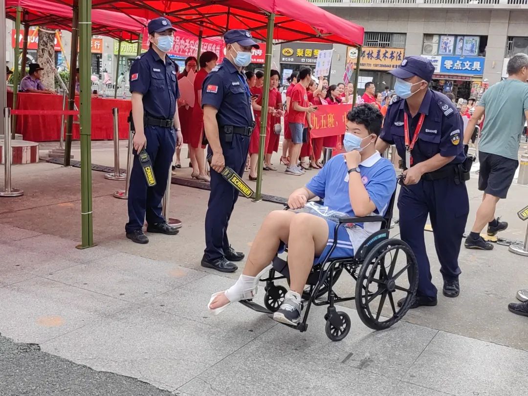 深圳中考第一天现场,深圳中考第一现场
