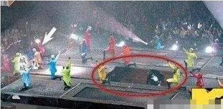 黄家驹和林楚麒什么时候在一起的,黄家驹事发现场回放