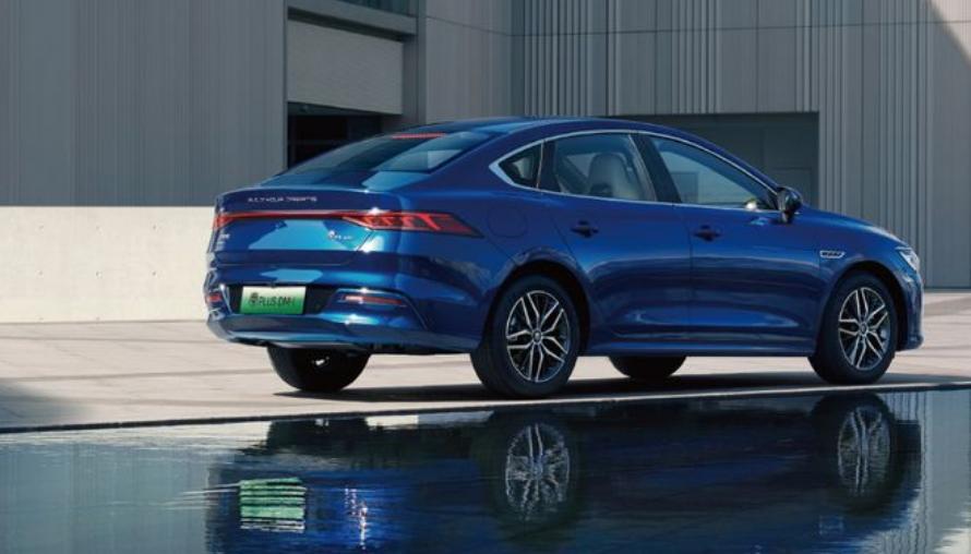 特斯拉2023全球销量和比亚迪对比,2023特斯拉和比亚迪全球销量对比