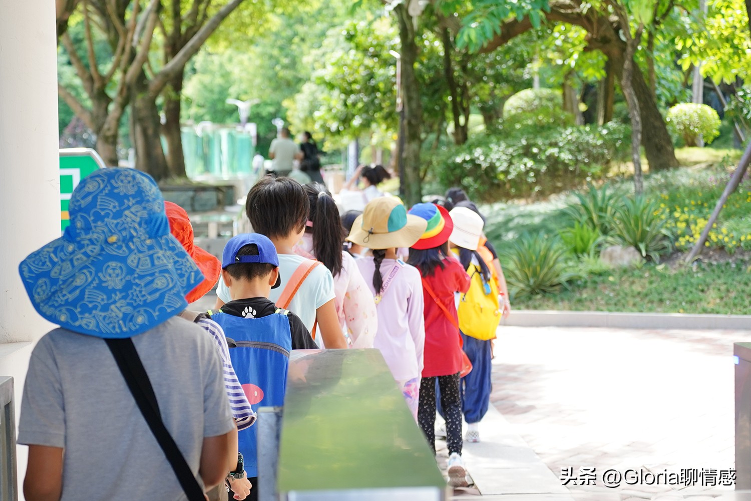 全职妈妈如何在带娃的同时找到挣钱的路子？