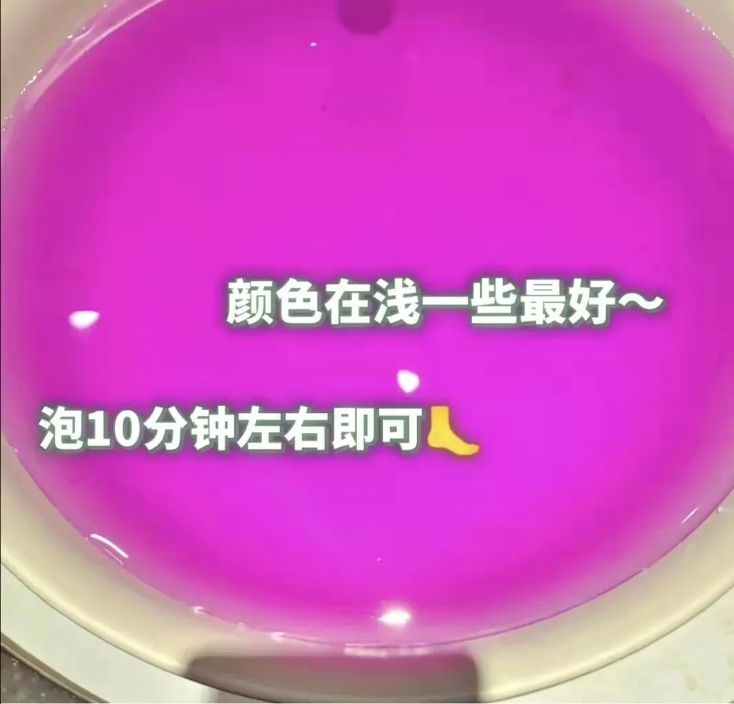 治疗灰指甲亮甲正确使用方法,去灰指甲的小方法