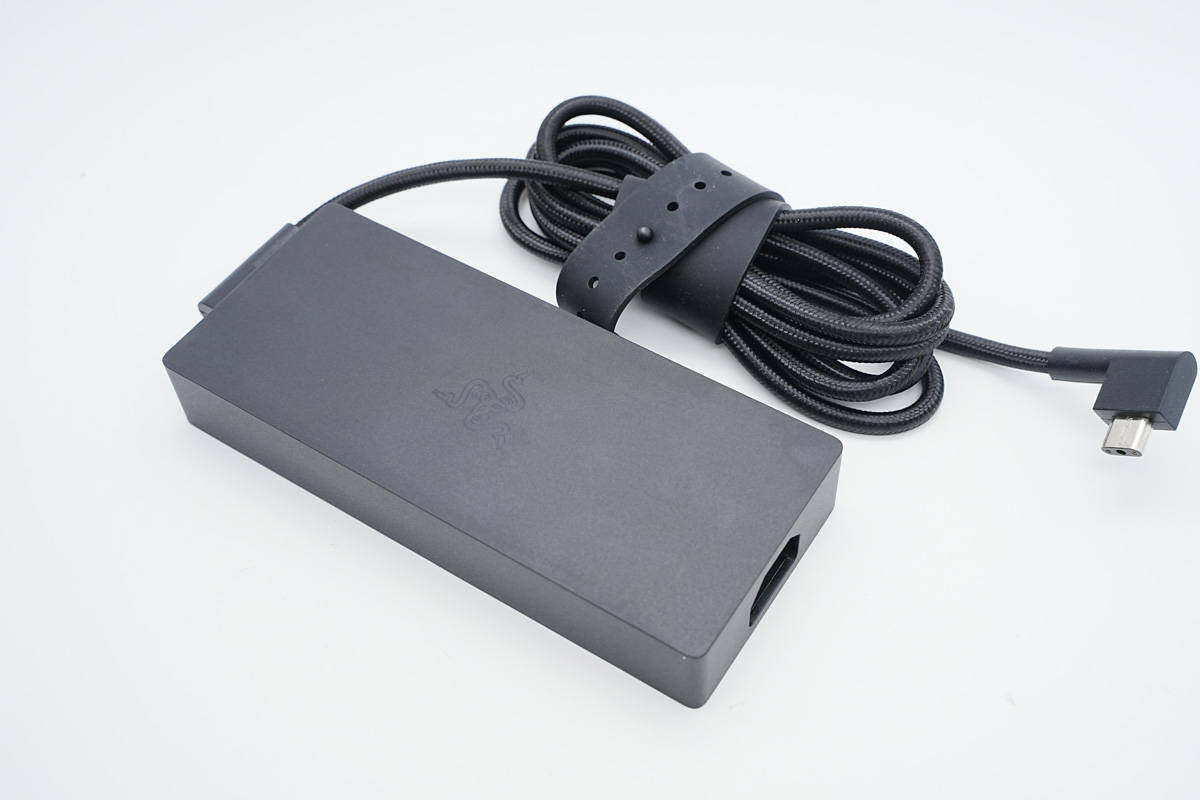 雷蛇笔记本氮化镓适配器,雷蛇330w氮化镓适配器
