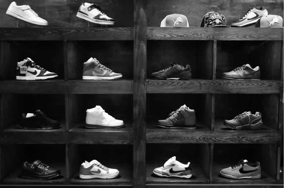 nike和adidas都主打什么,nikeadidas现在怎么样了