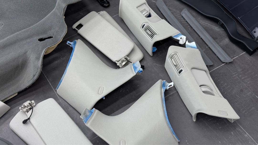 奥迪q7报废厂,老款奥迪q7出车祸