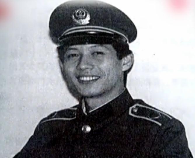 程前：与前妻离婚27年，娶小娇妻51岁当爹，如今前妻生活怎么样了