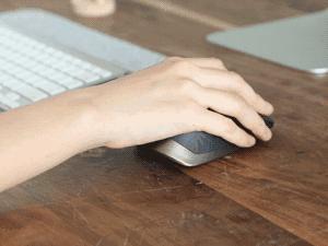 罗技和飞利浦的鼠标哪个好,飞利浦牌子的鼠标好用吗