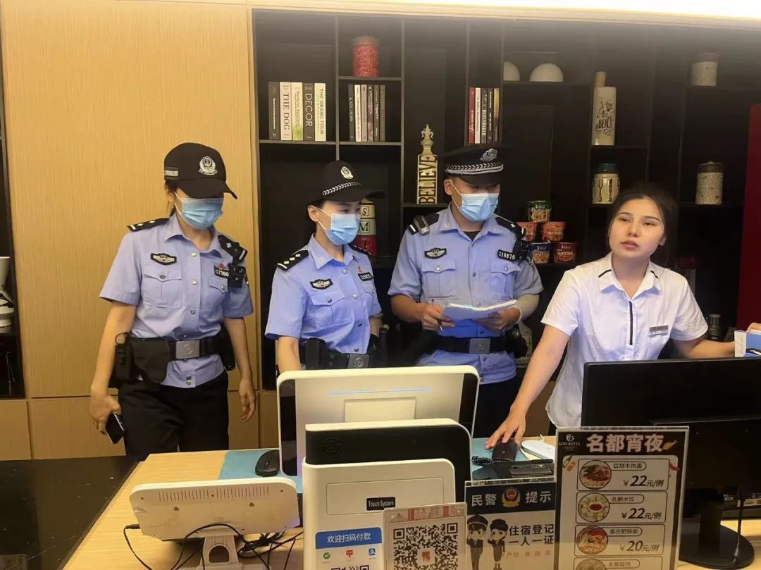 夏季治安打击整治“百日行动”丨尽锐出战！河南洛阳公安全力开展夏夜治安巡查宣防第二次集中统一行动