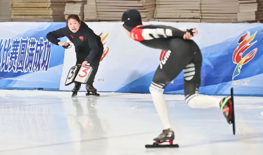 黑龙江省第十五届运动会速度滑冰比赛收官
