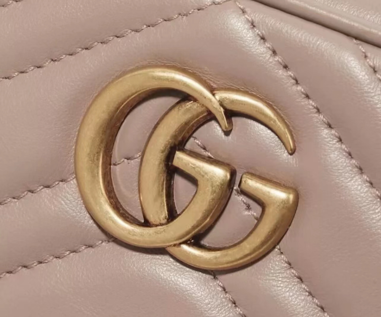 包包上五金掉色怎么办,迪奥包包五金会掉色吗