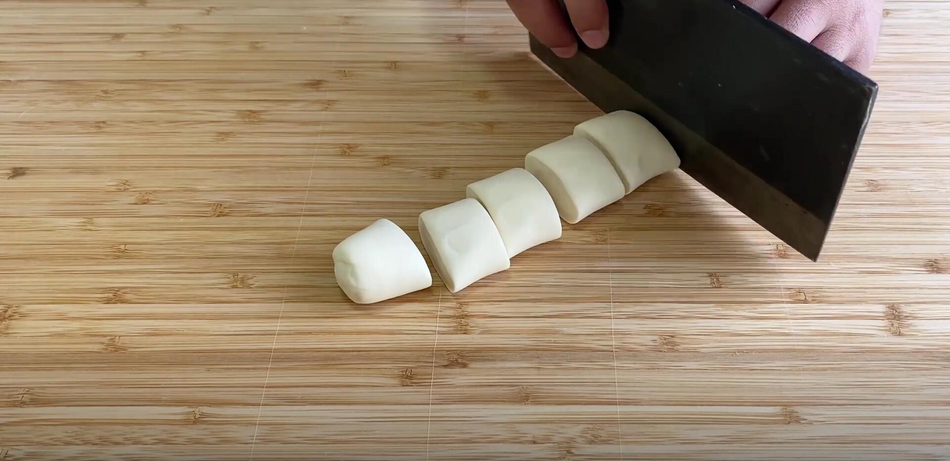 “安眠猛将”不是牛奶，每天坚持吃它，养心安神，人都显年轻了