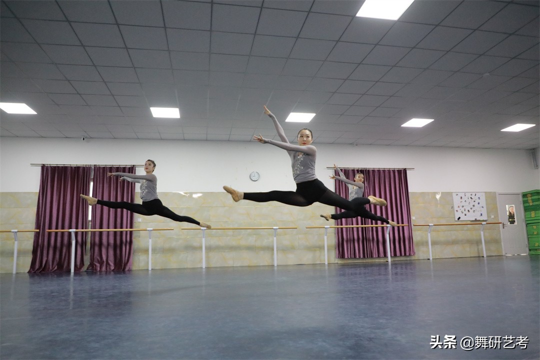 大跳动作教程,大跳的要领和步骤