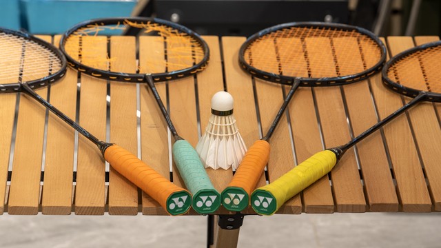 尤尼克斯羽毛球拍怎么样啊,尤尼克斯nr7000i怎么样