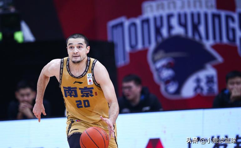 正式确定！超级外援加盟南京同曦，携手西热力江冲击季后赛