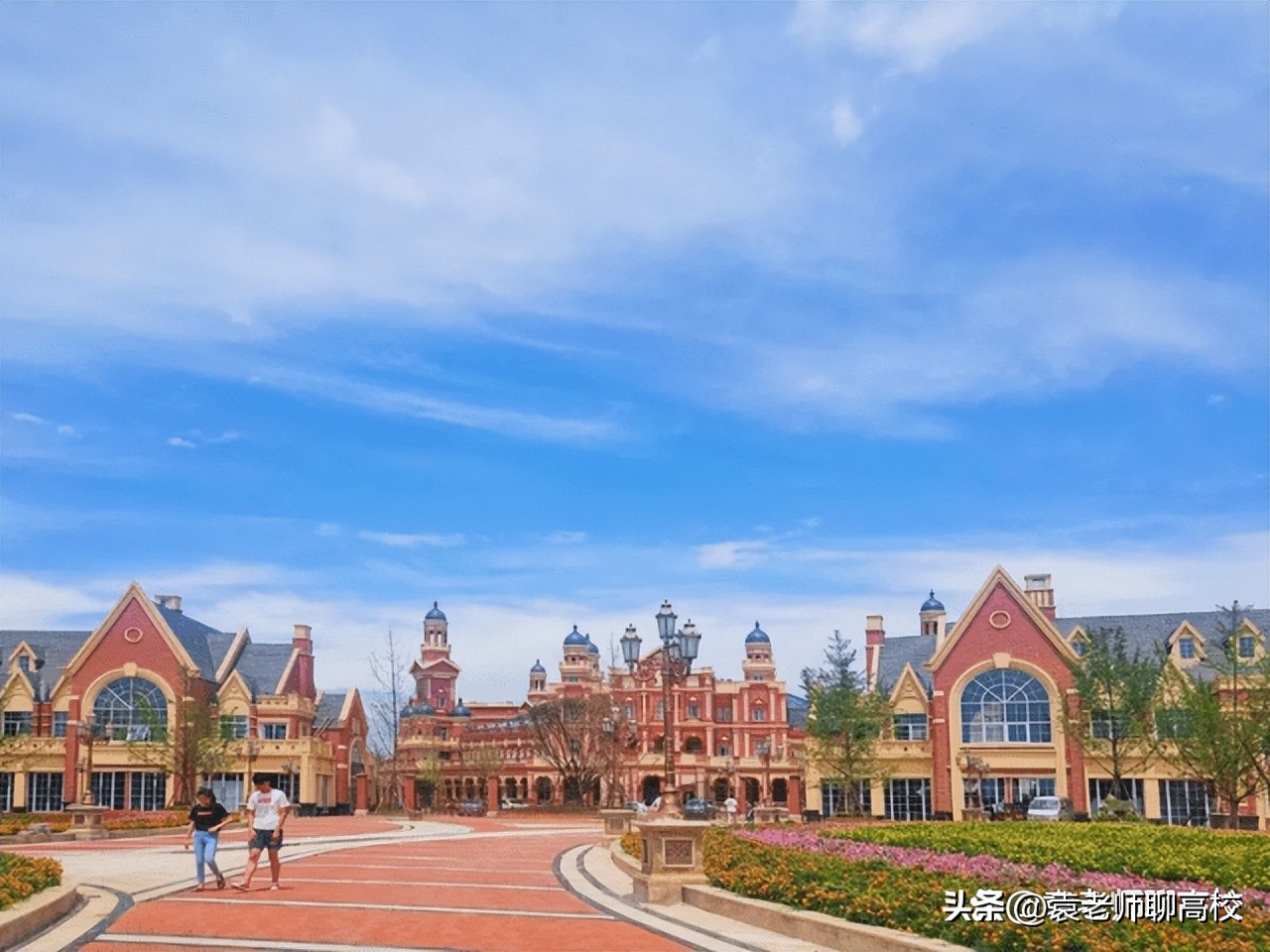 四川天一学院是民办还是公办学校,四川天一学院是公办还是民办