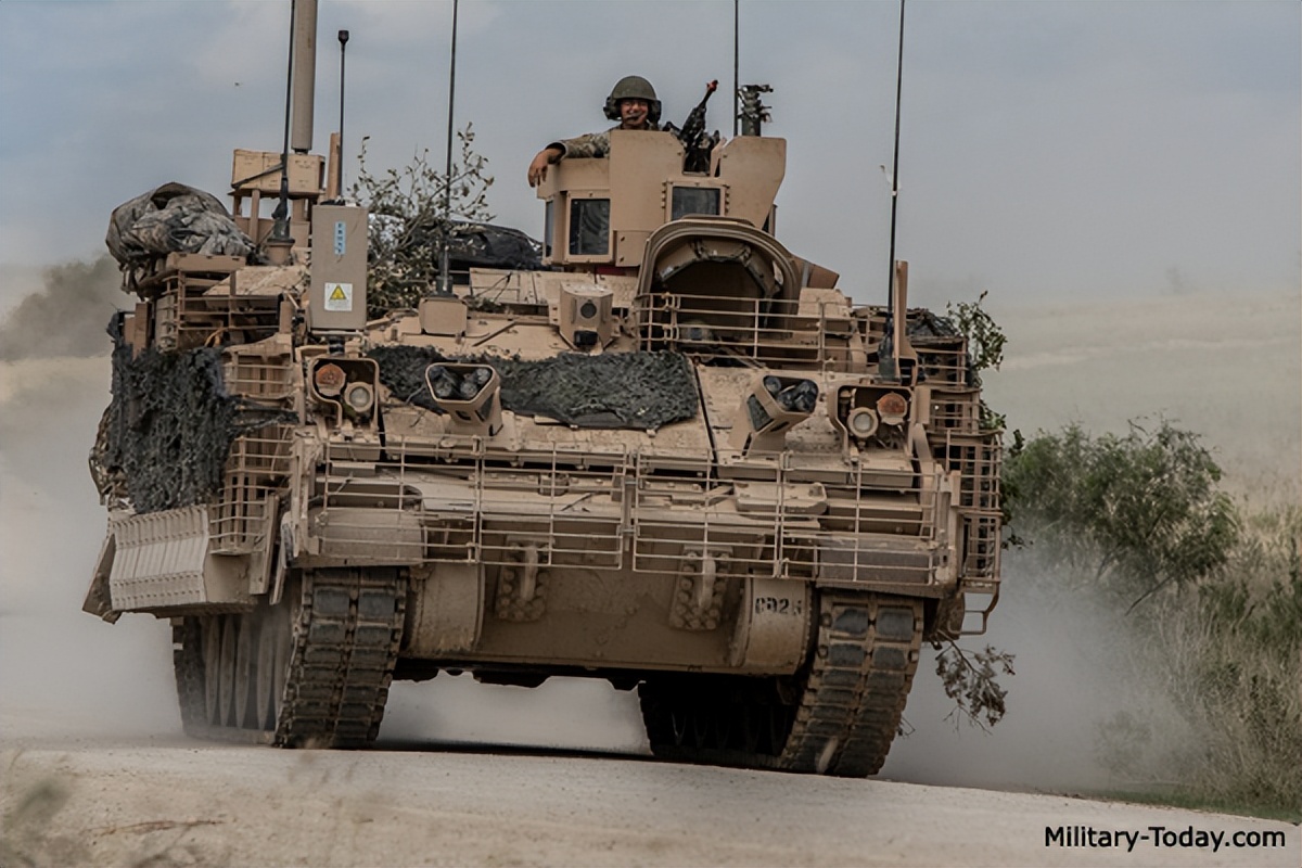 中国装甲运兵车排名,世界顶级十大装甲运兵车排名