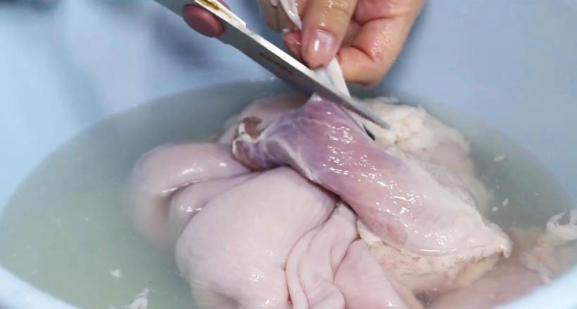 猪肚腥味如何去除,猪肚气味很大怎么清洗