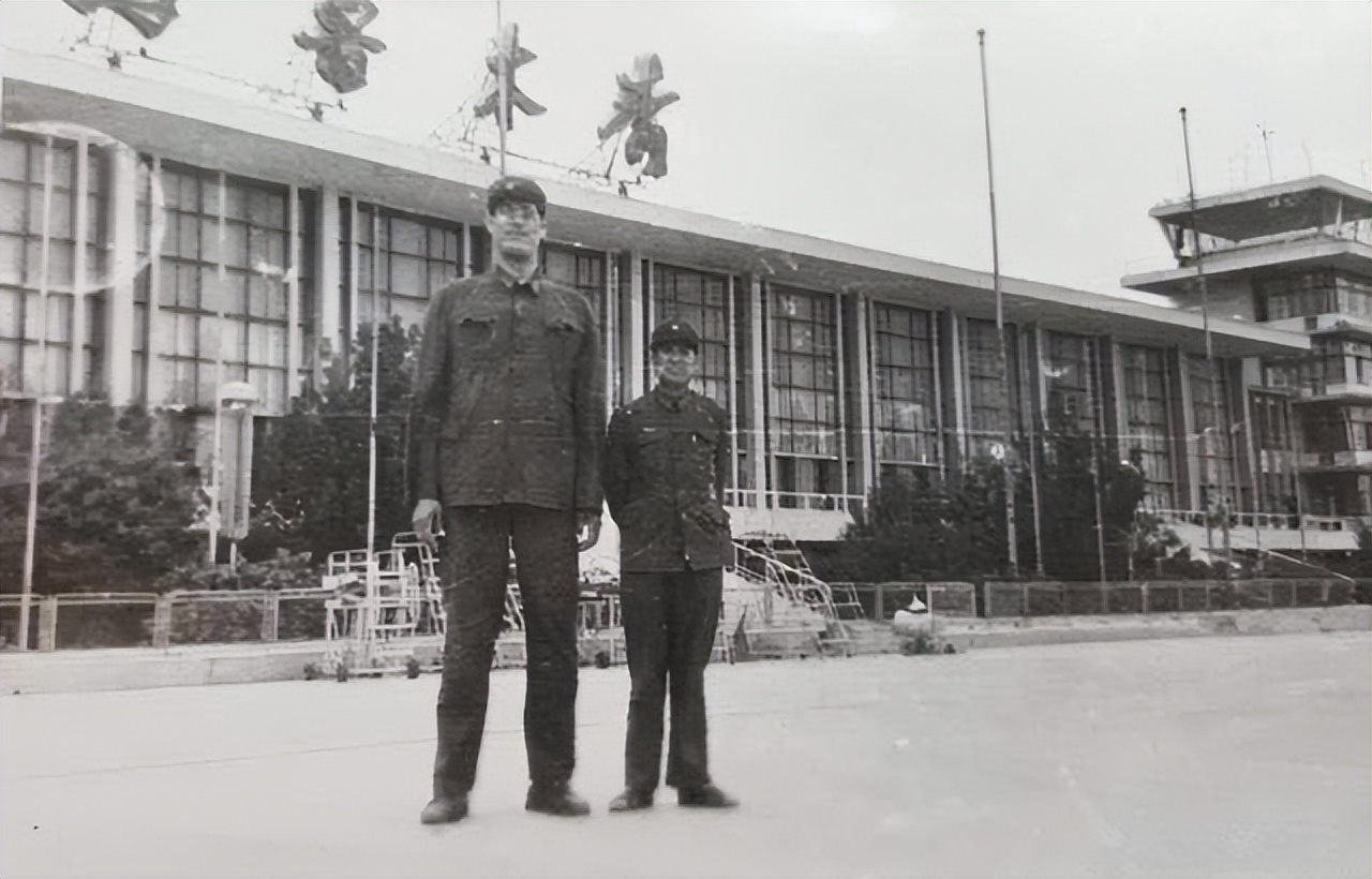 原篮球运动员穆铁柱现况,篮球名人穆铁柱身高是多少