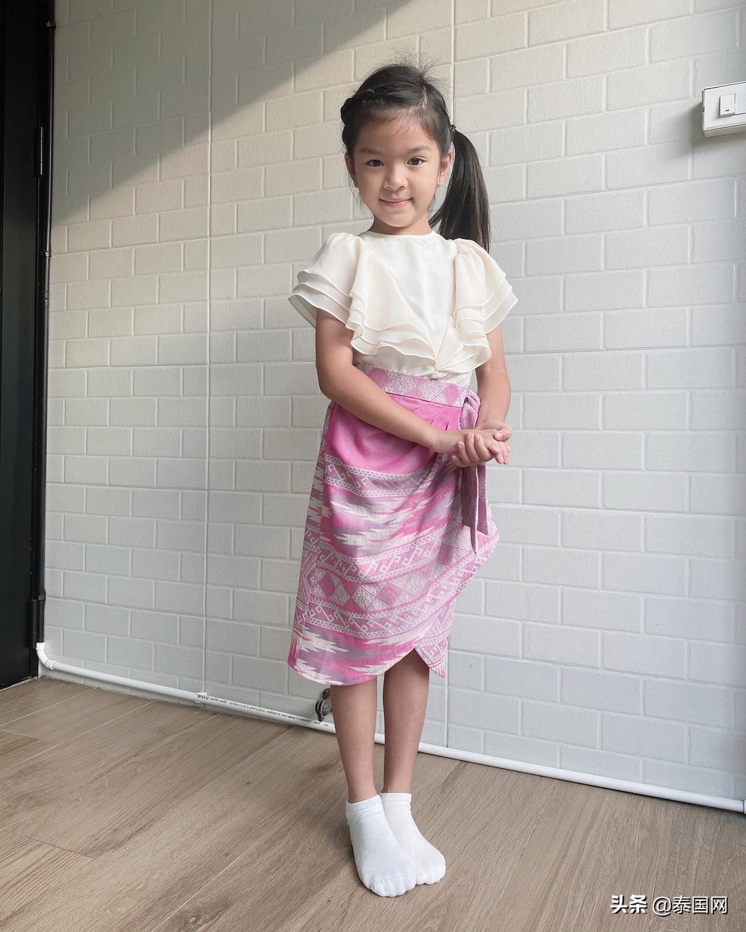 鍎跨娉板浗椋庢儏瑁呮壆,娉板浗鍎跨閫犲瀷