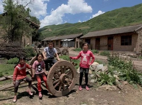 “我不会结婚”北京理工女大学生语出惊人：穷人生孩子是不负责任