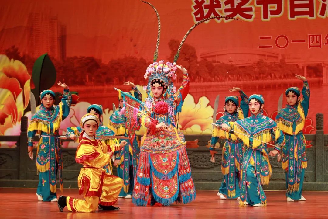 东莞城市学院citywalk,来东莞读书