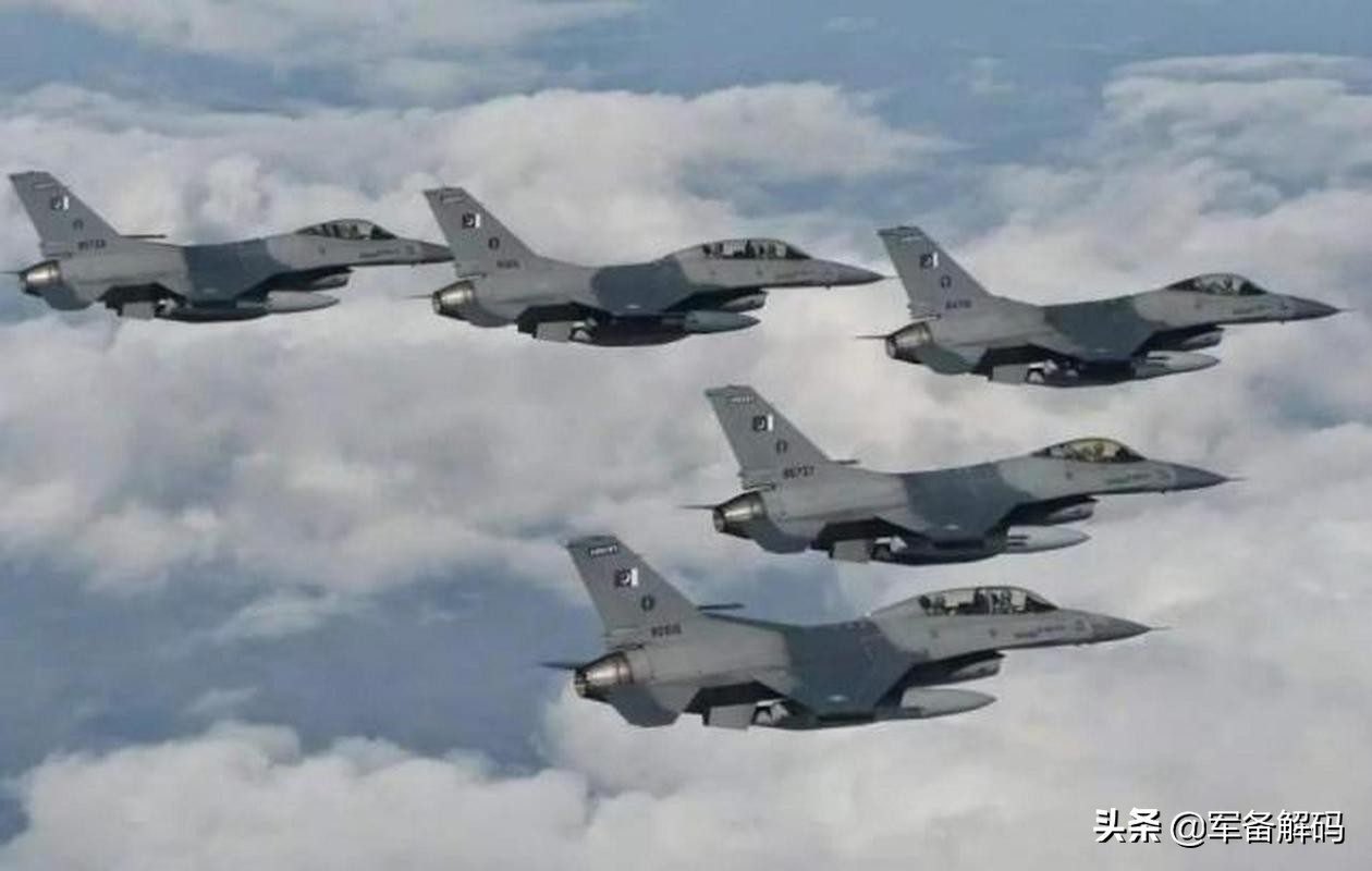 歼10和歼16巴基斯坦,巴基斯坦会购买歼16吗