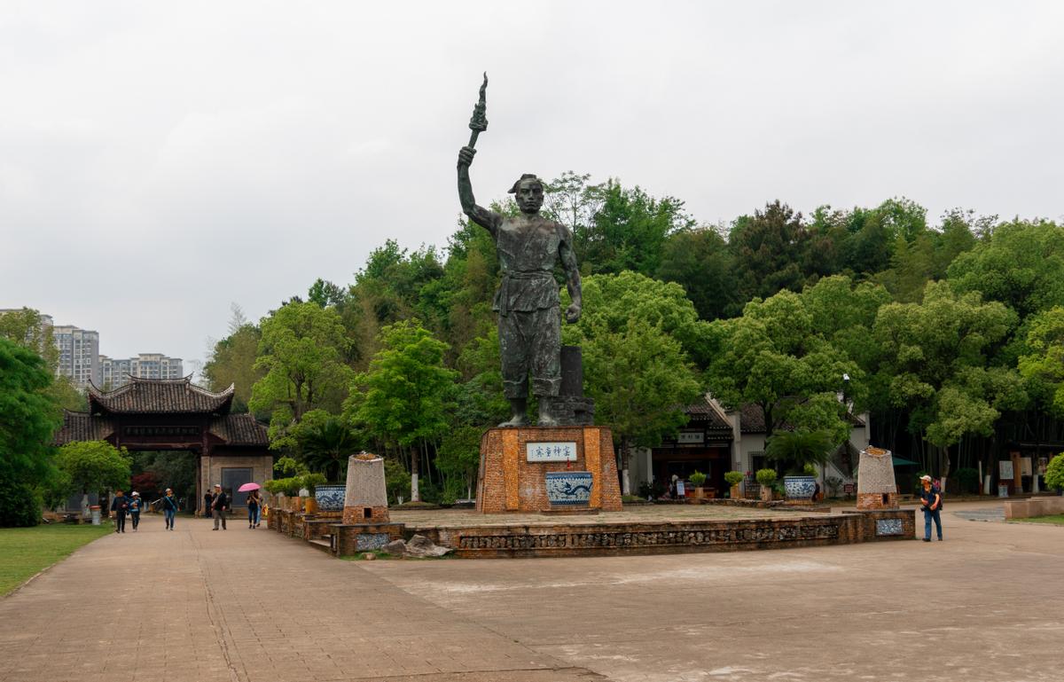 相约“千年瓷都”，格兰云天落子江西景德镇