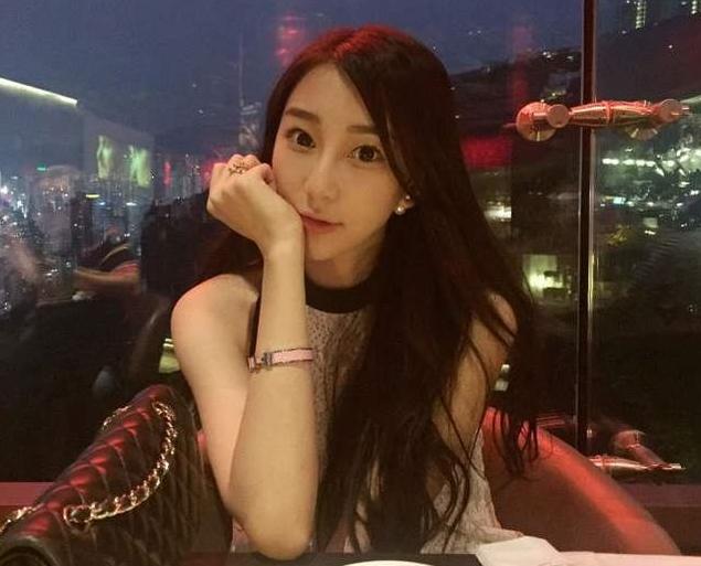 今年爆出的出轨事件,今年因丑闻出事的艺人