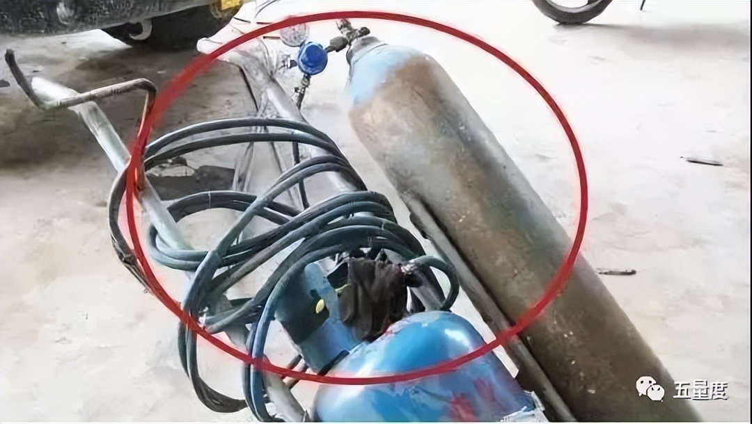 气瓶未设置防倾倒措施处罚,气瓶无防倾倒措施归谁管理