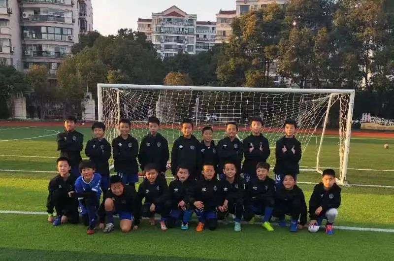 荣耀与丰收！2022年第三届青俱联赛幸运星收获4冠4亚