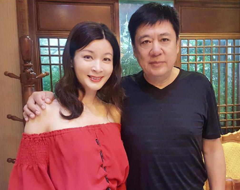 张潮老来得女,张潮二婚视频大全