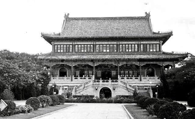 日军日记：男人饿倒在地，为了救他，我将他妻子的乳房割给他吃!