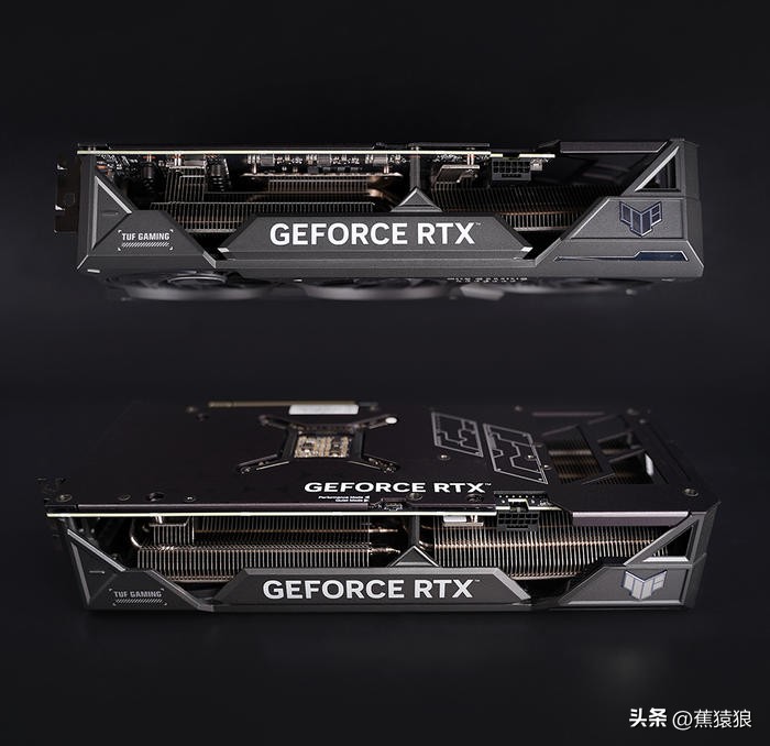 代码36KROGB760-GTUF4070TI，简约黑白调AKLLAA6MMATX机箱装机秀