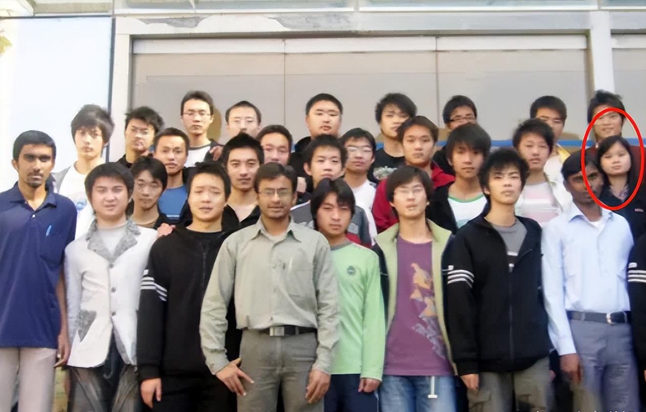 最牛专科生曹晓洁后续,中国第一专科生曹晓洁