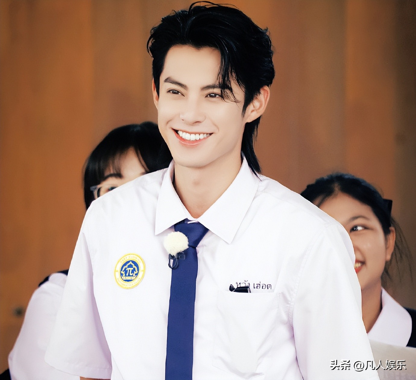 王鹤棣之前未出道的节目,王鹤棣早期综艺戴面具被问问题