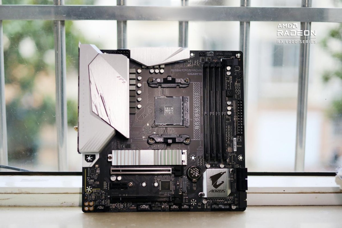 技嘉雪雕b550m-aorusproax,技嘉雪雕b560maoruspromax