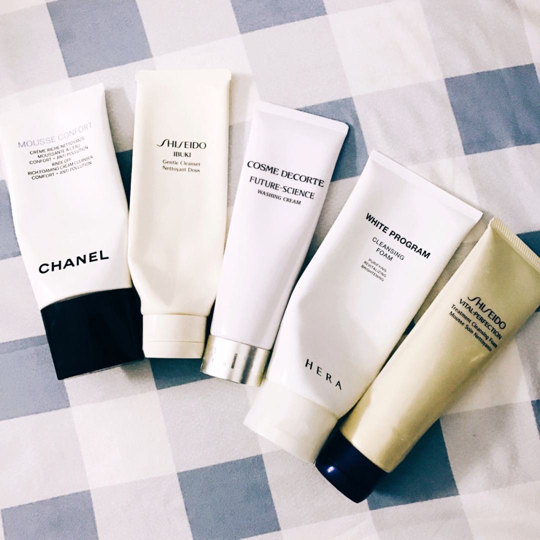 女人早上的正确洗脸方法,60岁女人日常早晨洗脸护肤妆容