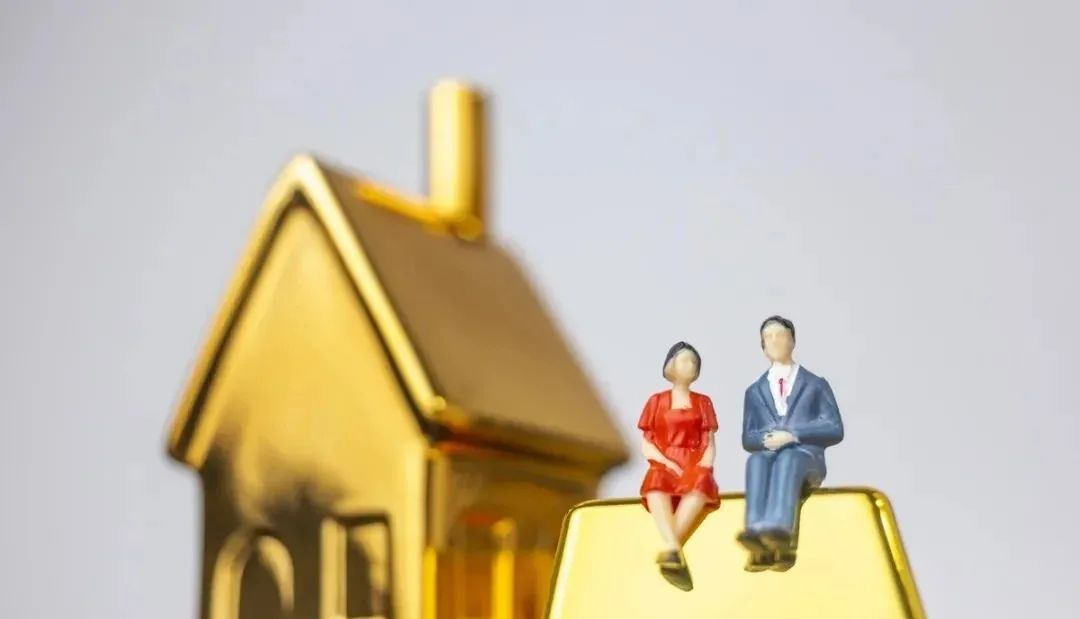 夫妻共同债务如何转为个人债务,离婚夫妻共同债权债务如何处理