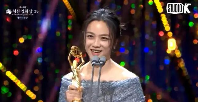 喜剧动作片2022推荐,2022年好看的喜剧片电影