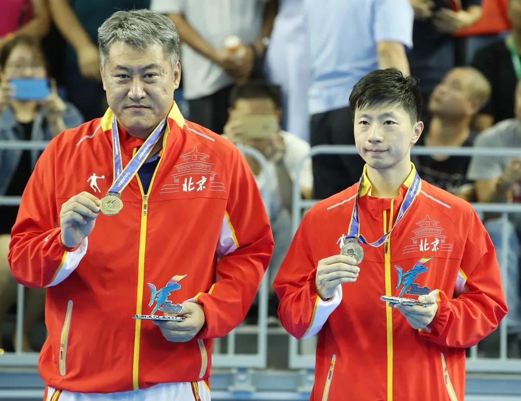 椹緳绮惧僵闇告皵澶哄啝鏃跺埢璁╃悆,椹緳璁╃悆鐜嬫閽︿笂鐑悳