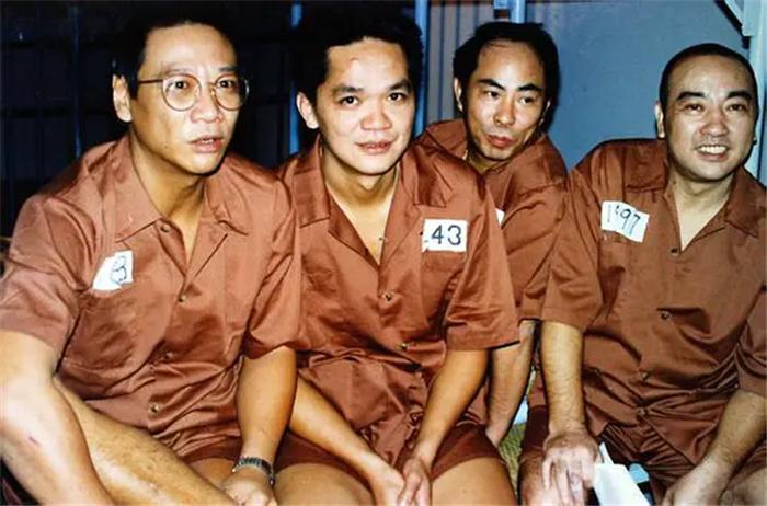 64岁的“傻标”黄光亮，在内地过起了退休生活，被传是王祖蓝老爸