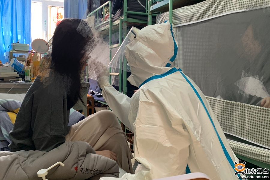 齐心协力战疫情凝聚青春正能量,同心战疫点滴温暖