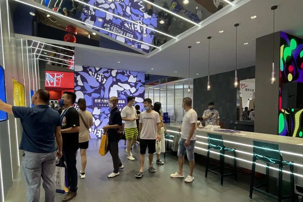 “粤潮制燥”燃爆陶博会新濠大理石瓷砖亮“最强招商政策”