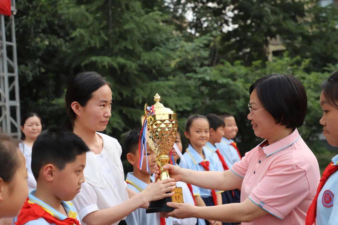 小学春季足球联赛开赛,濮阳市开德小学运动会