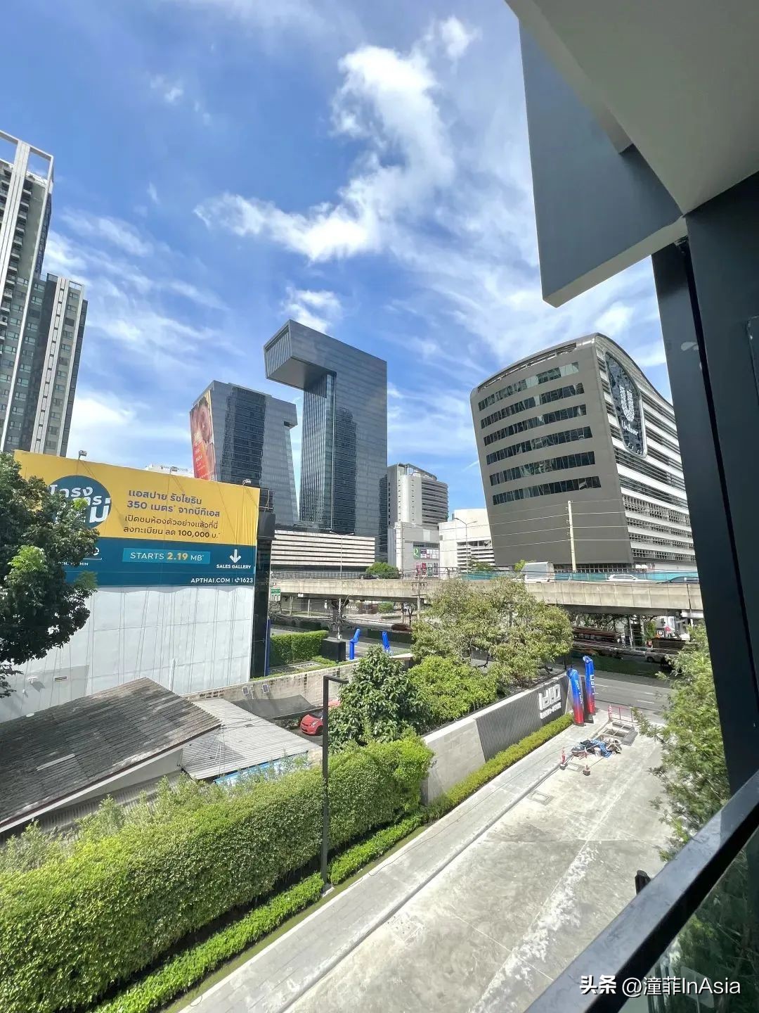 曼谷唯一外国人可直接个人名义购买的永久产权别墅，市中心地铁口