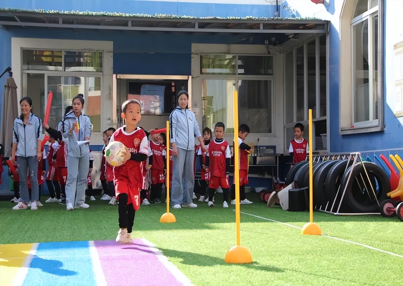 全国足球特色幼儿园创建申报报告,深圳光明凤凰塘家幼儿园