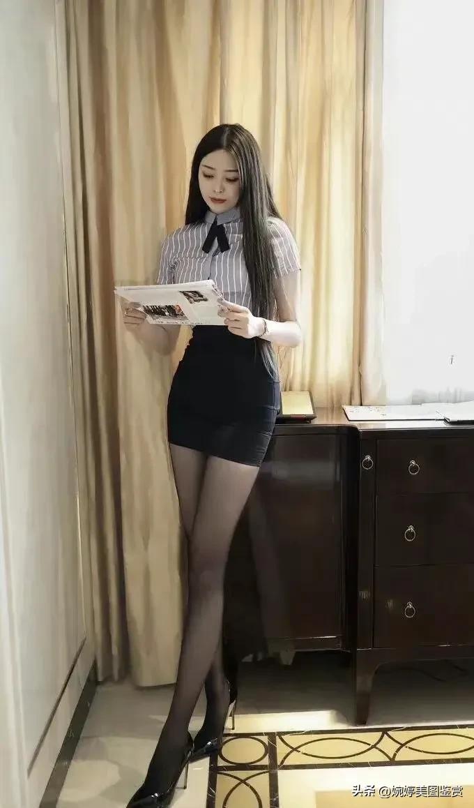 女士职业装套装时尚气质,气质美女职业装写真