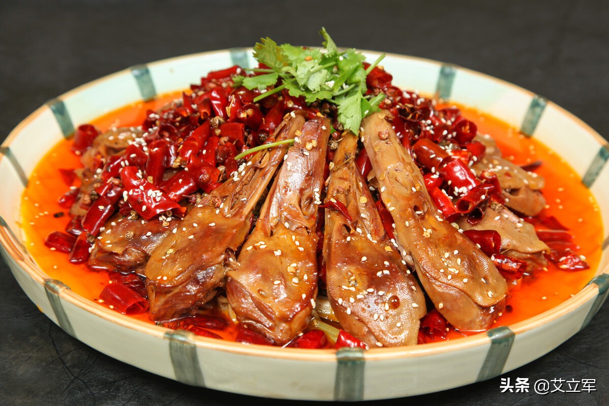 湘菜干锅牛杂的做法和配料窍门,干锅类的菜要什么配料怎么做