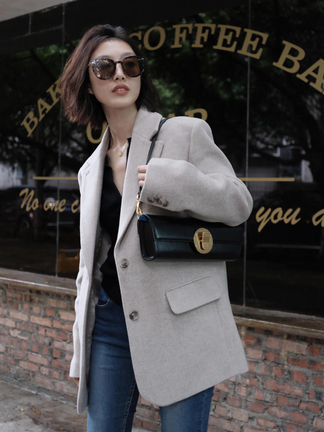 职场OL冬季离不开“羊毛西装”，借鉴这组搭配，日常通勤也很时髦